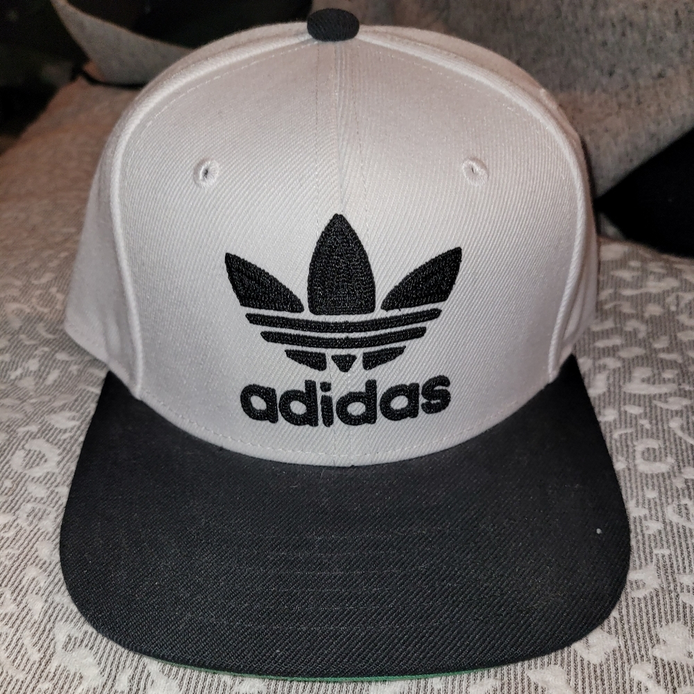 Adidas A frame hat